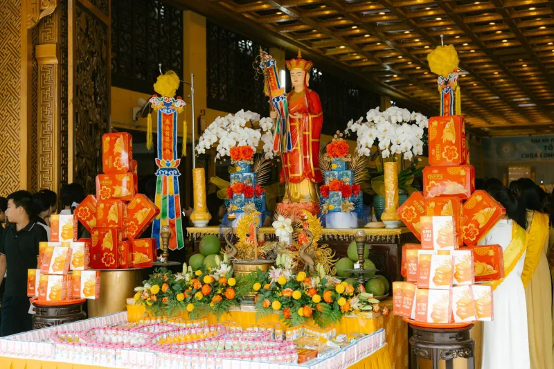 Red Envelopes, Forbidden Words, and the Psychology Behind Vietnamese Casino Rituals